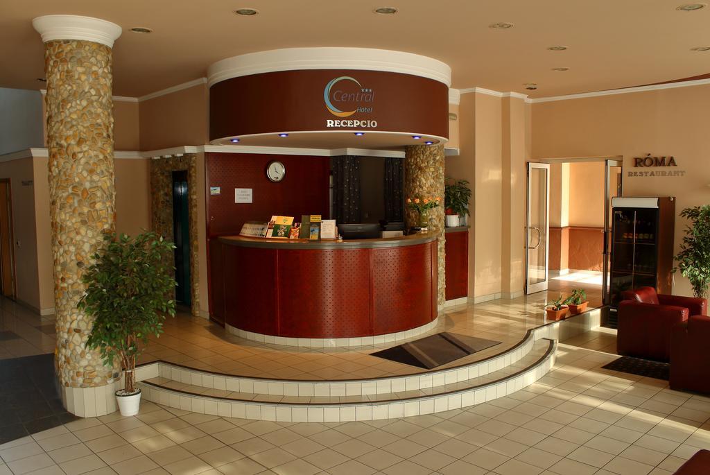 Hotel Central Nagykanizsa Exteriör bild